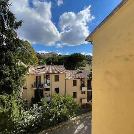 Bellissimo Appartamento A Perugia Buitenkant foto